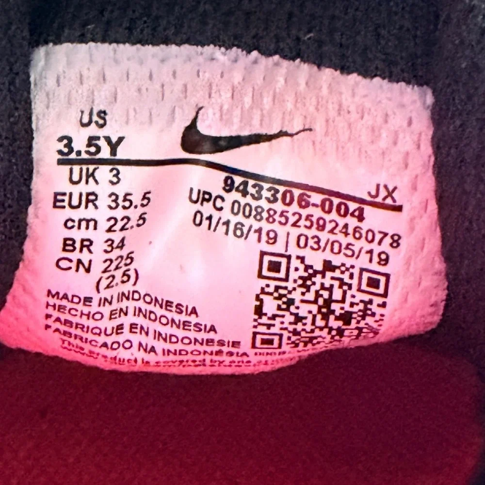 Nike Running Shoes Kids 3.5Y Revolution 4 Black Pink 943306-004 EUC